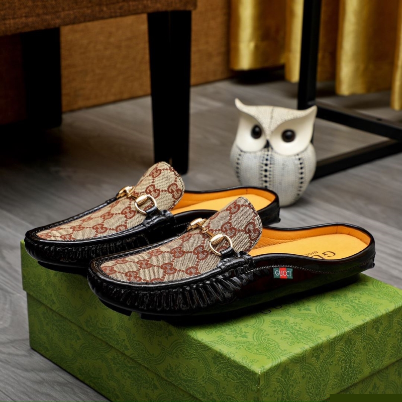 G*u*i leather shoes